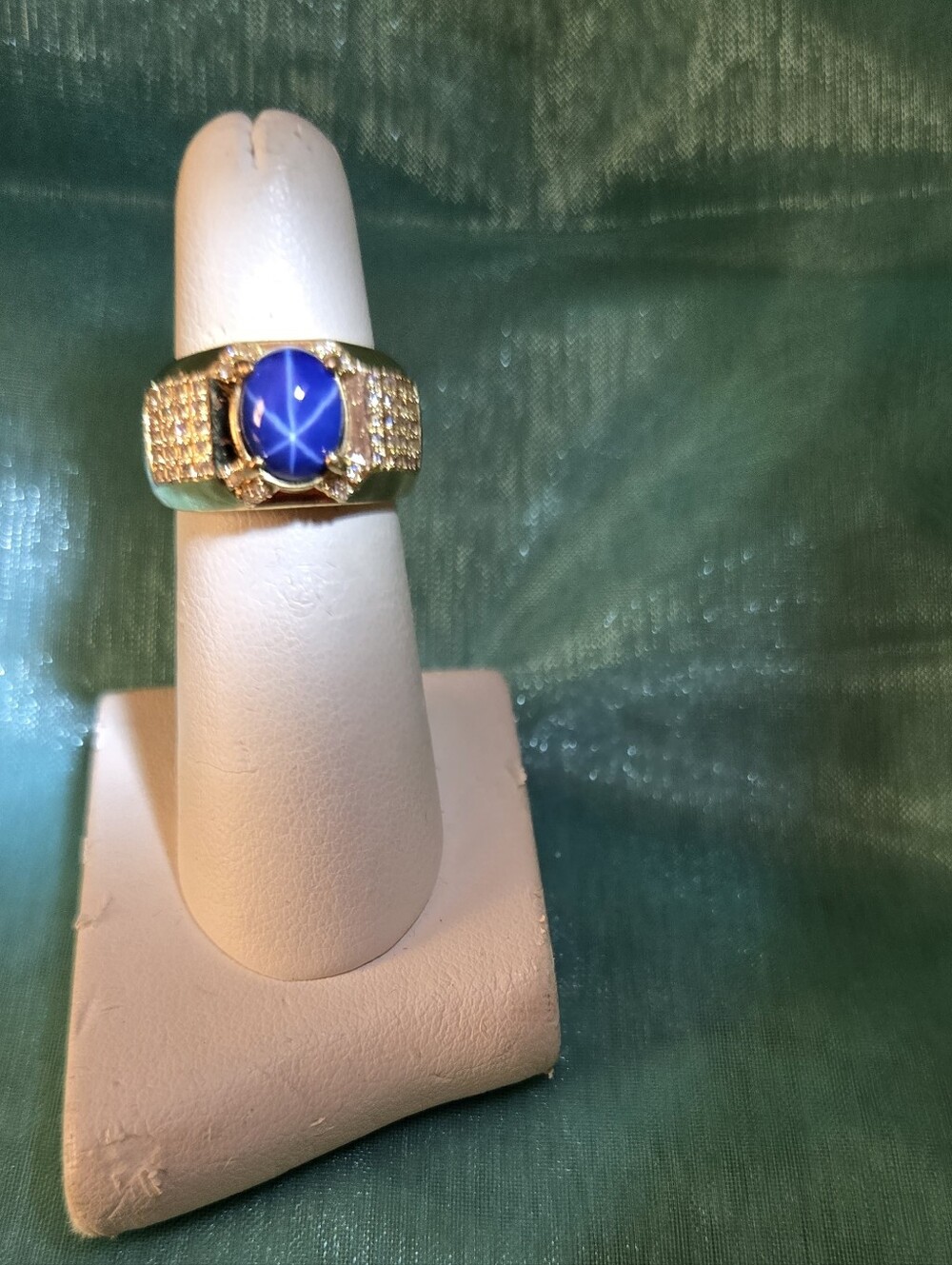 Vermeil 925 Blue Star Sapphire Cabochon and Pave Accents